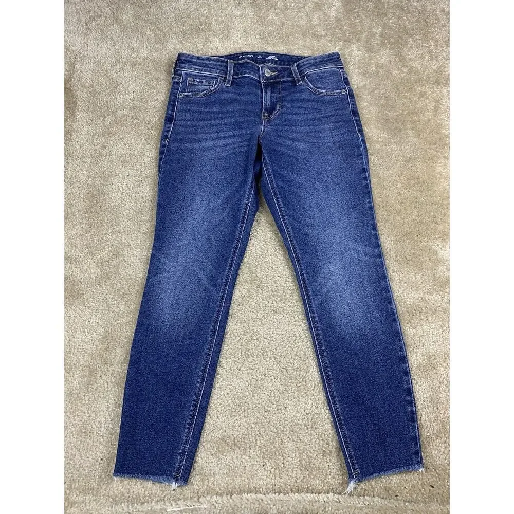 Old Navy Womens Size 2 Petite Rockstar Super Skinny Whiskered Ankle Jeans #661